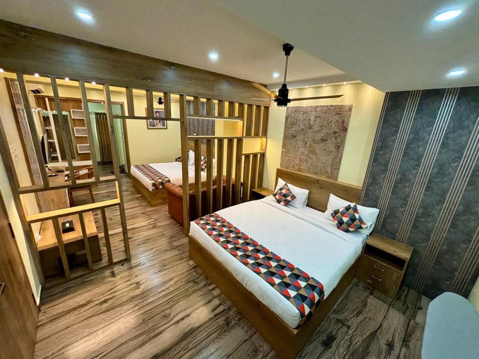 Forest Transit Hotel Coimbatore Buitenkant foto